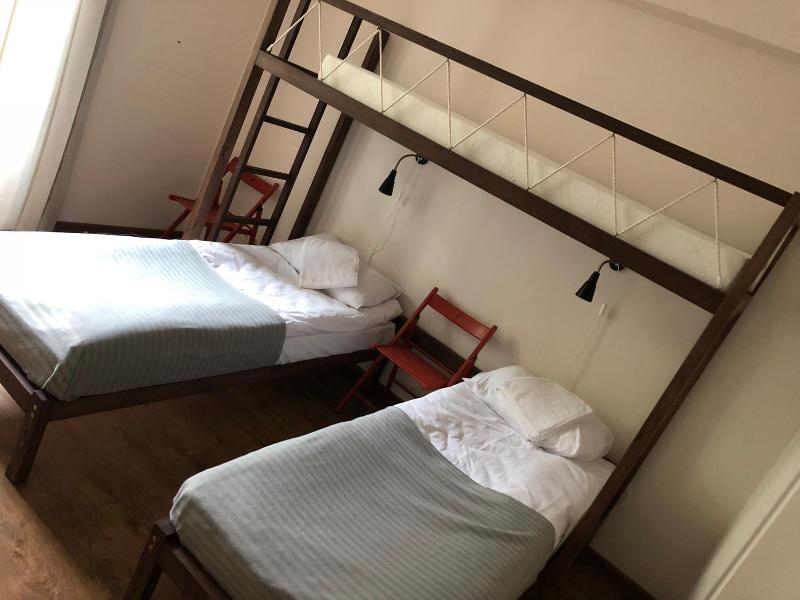 Rock N Hostel image
