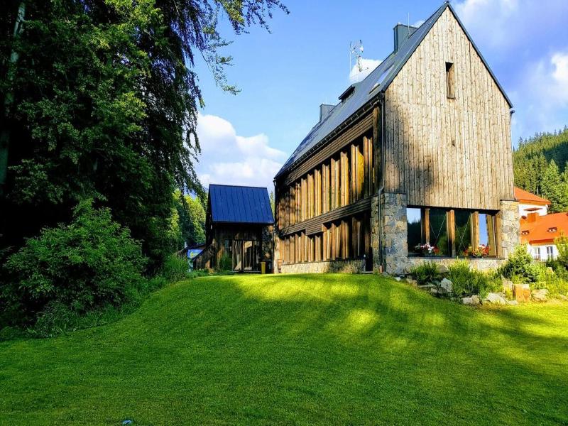 Krakono Ova Dv Lna Woodhaus image