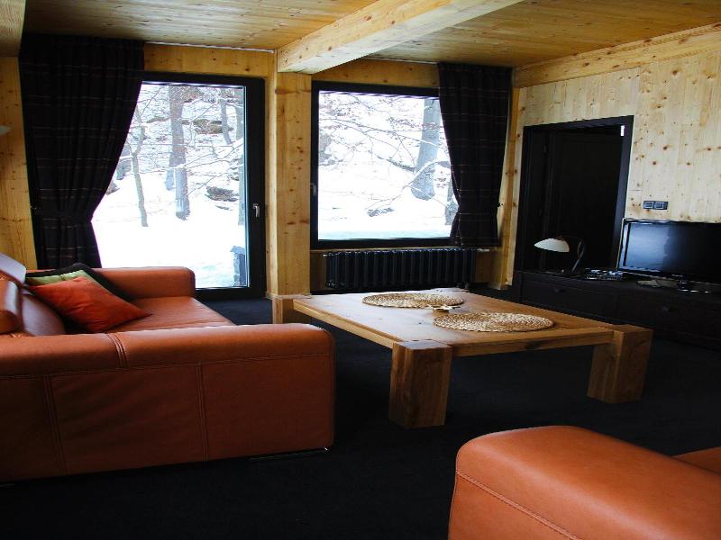 Krakono Ova Dv Lna Woodhaus image