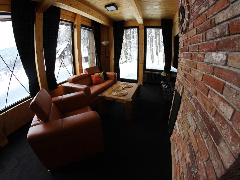 Krakono Ova Dv Lna Woodhaus image