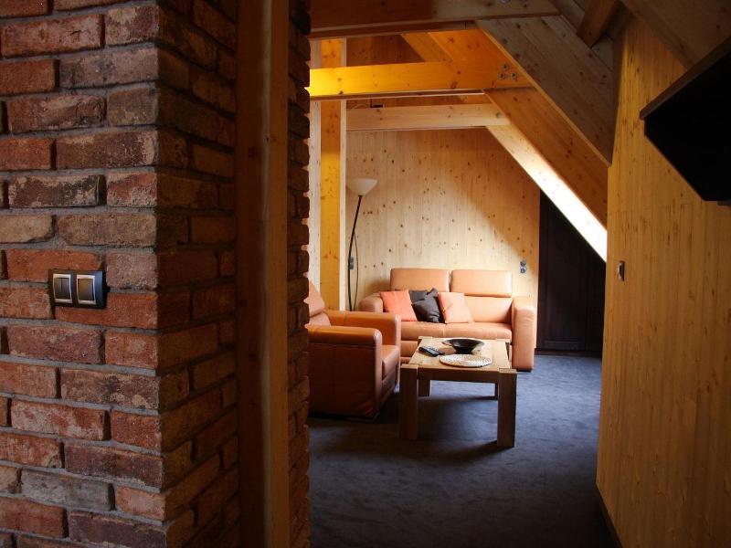Krakono Ova Dv Lna Woodhaus image