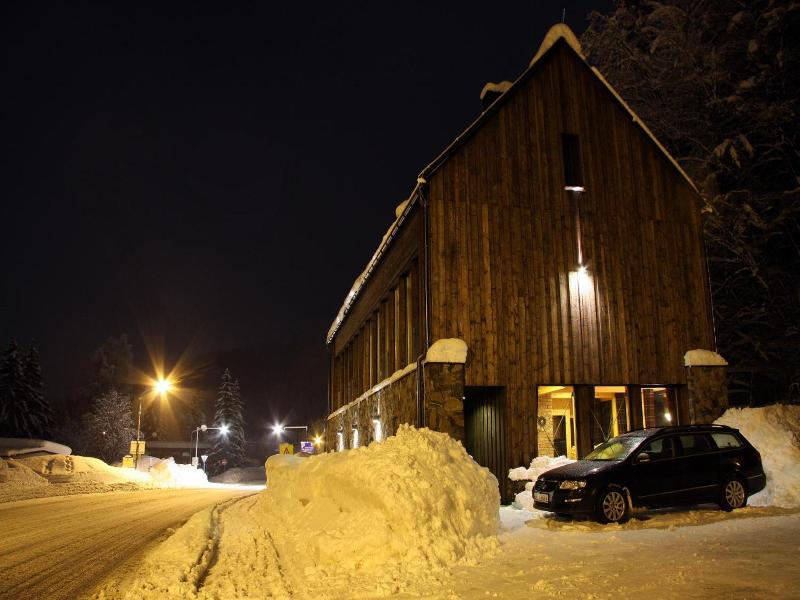 Krakono Ova Dv Lna Woodhaus image