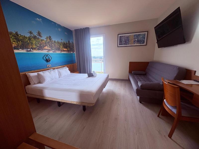 Cambrils Paradise image