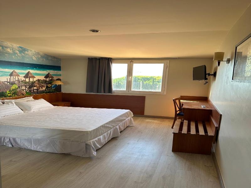 Cambrils Paradise image