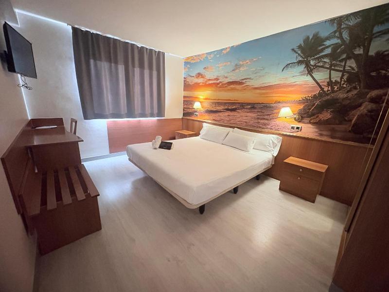 Cambrils Paradise image