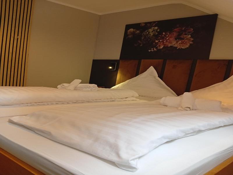 Niehler Hotel image