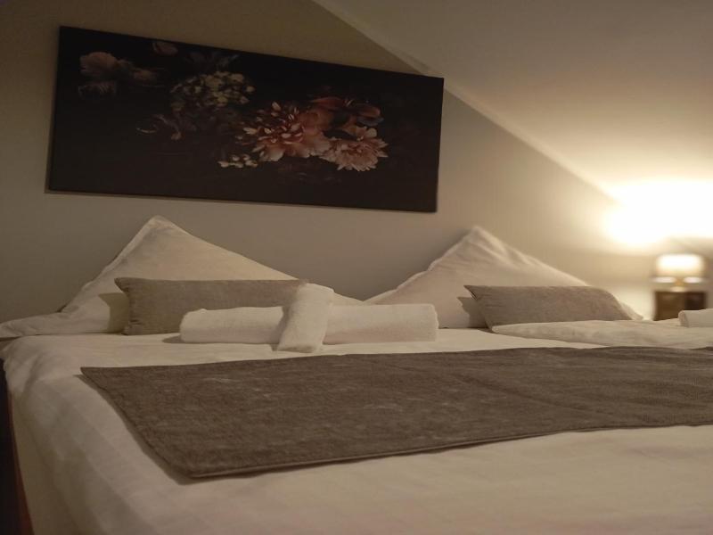 Niehler Hotel image