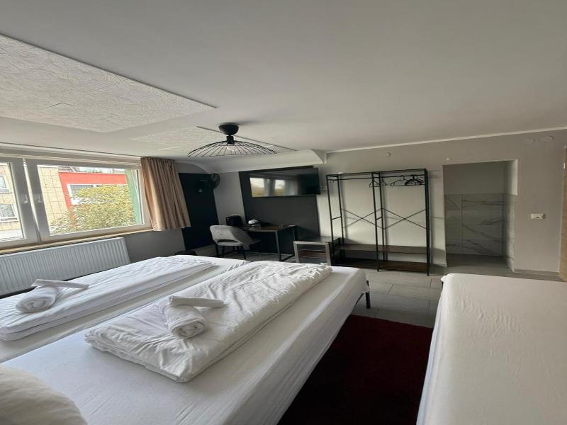 Niehler Hotel image