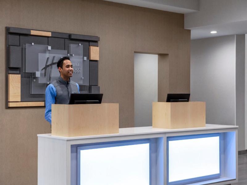 Holiday Inn Express Dumfries An Ihg Hotel image