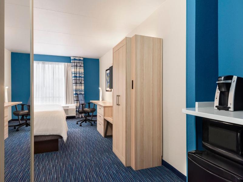Holiday Inn Express Dumfries An Ihg Hotel image