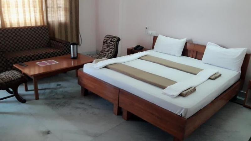 Hotel Atul Regency image