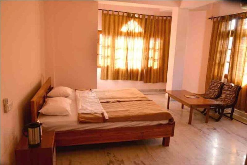 Hotel Atul Regency image