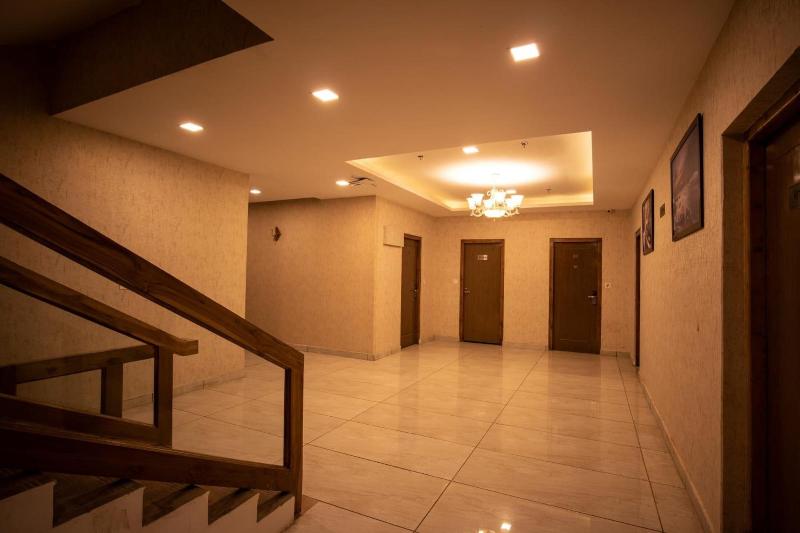 Royal Mansion image
