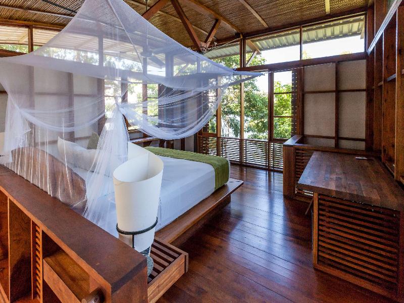 Jicaro Island Lodge image