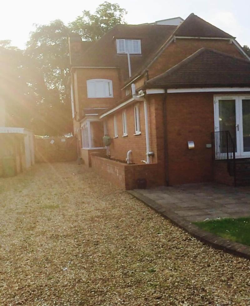 Sutton Guest House image