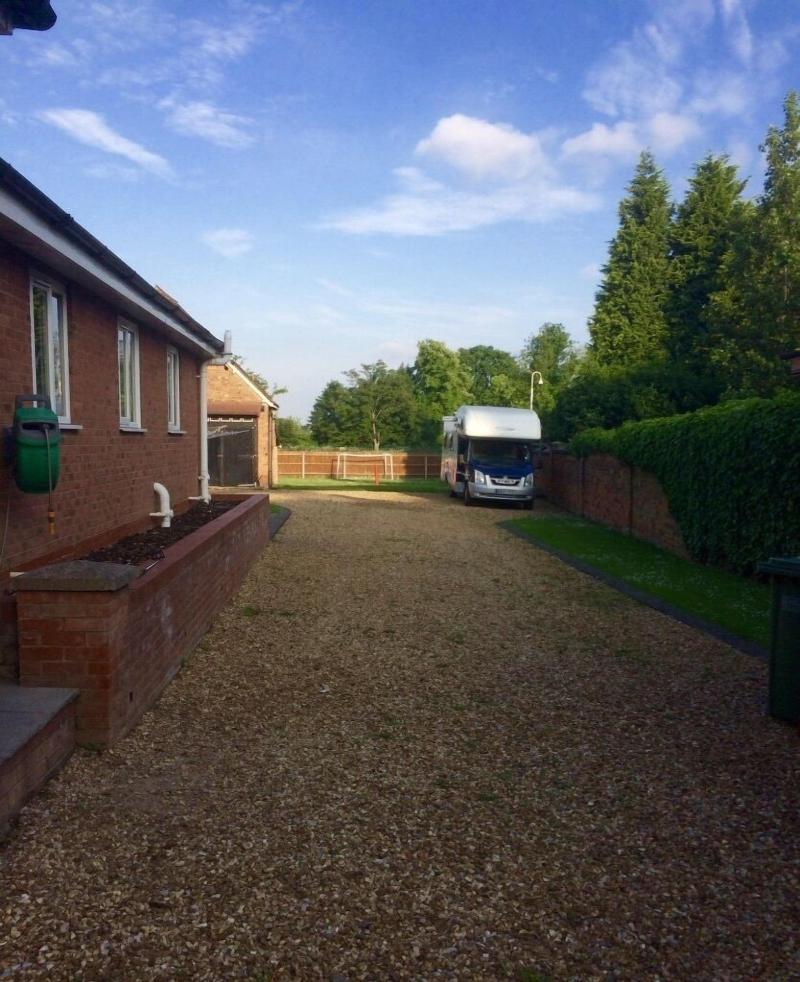 Sutton Guest House image
