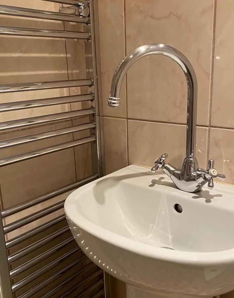 Sutton Guest House image