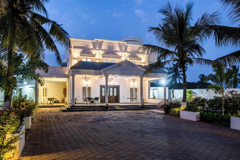 Truliv Villa Cabana image