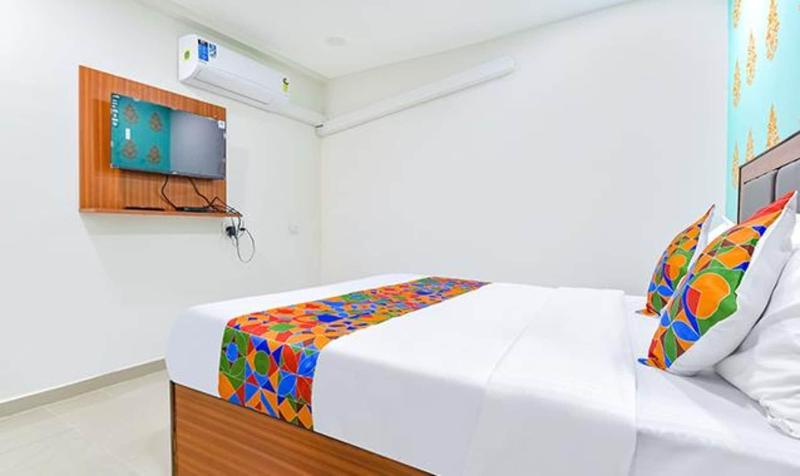 Fabhotel Green Park image