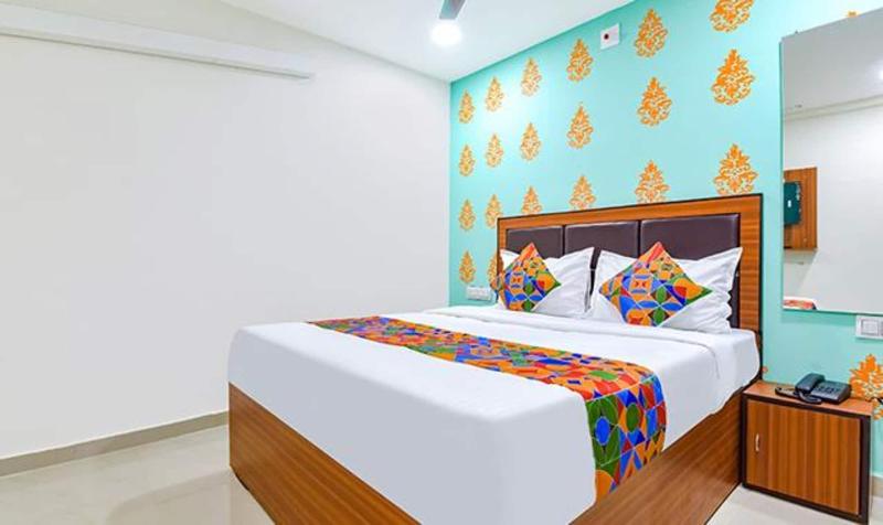 Fabhotel Green Park image