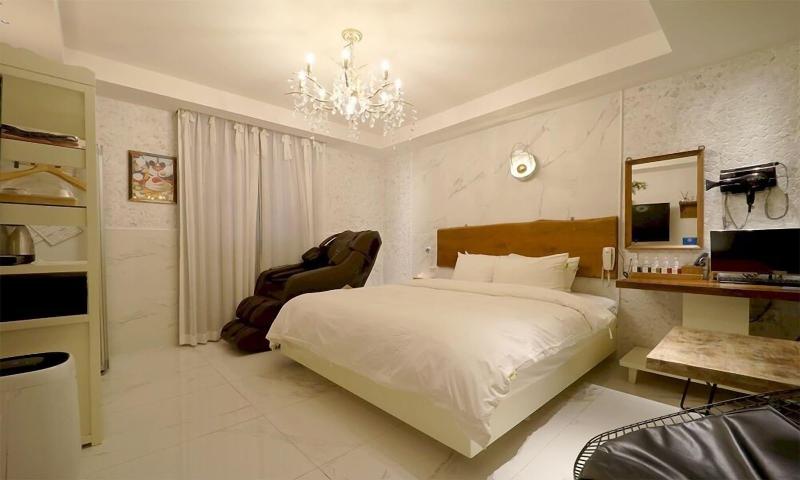 February Hotel Busan Gangseo Annex Building image