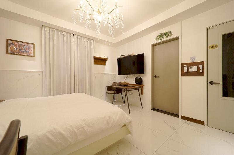 February Hotel Busan Gangseo Annex Building image