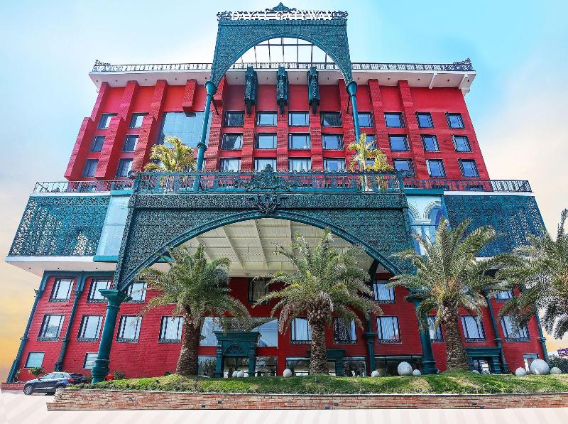 Dayal Gateway — general view