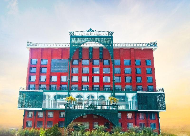 Dayal Gateway — general view