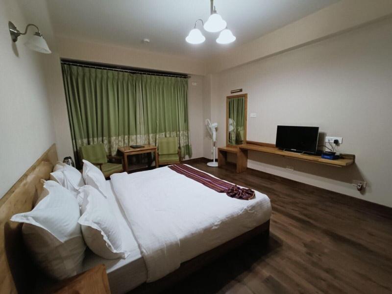 Hotel 100 Petals Gangtok 12 Mins From Mg Marg image
