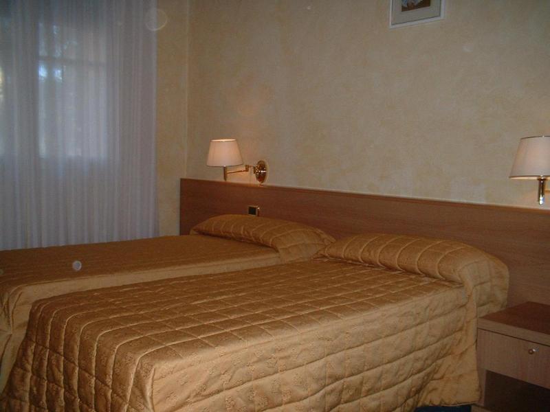 Hotel Miravalle 2000 image