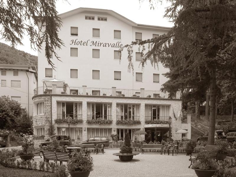 Hotel Miravalle 2000 image