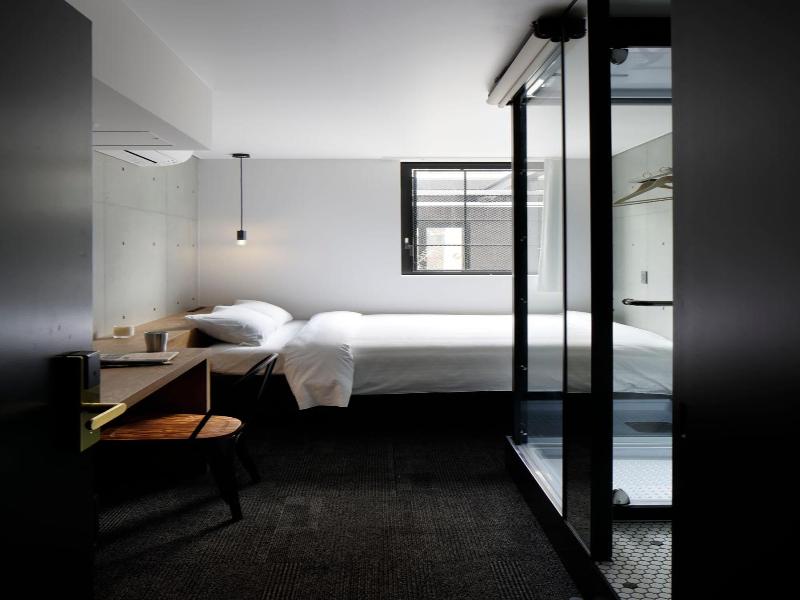 Hotel Cen image