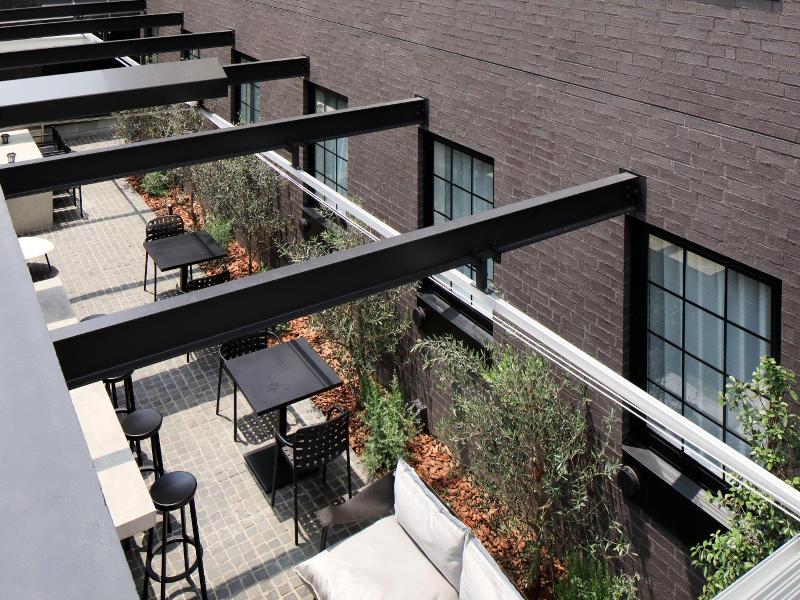 Hotel Cen image