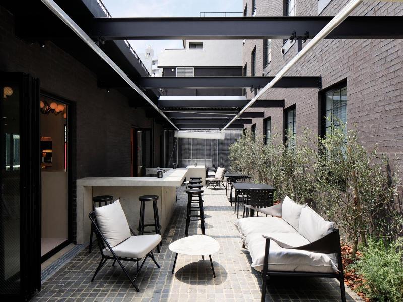 Hotel Cen image