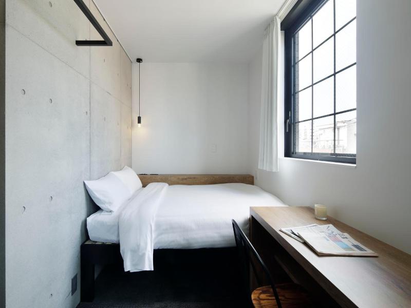 Hotel Cen image