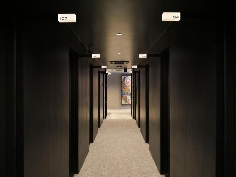 Hotel Cen image