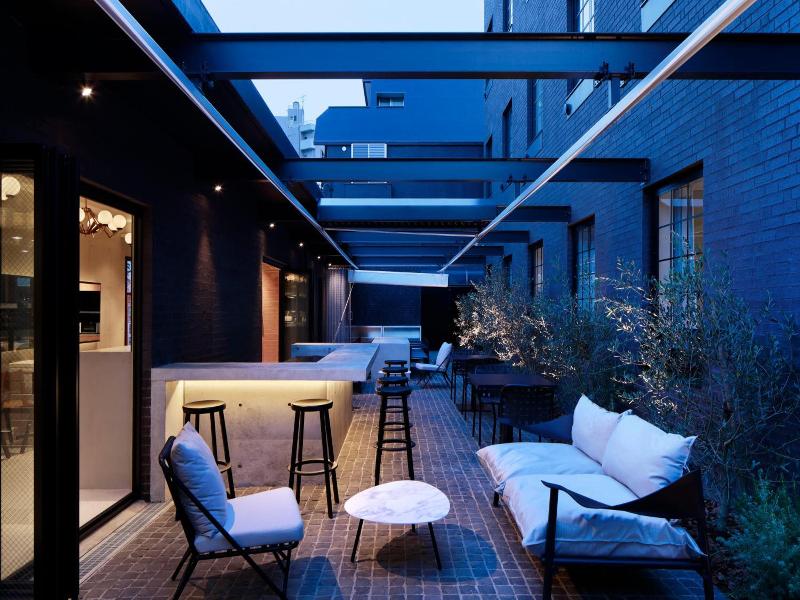 Hotel Cen image