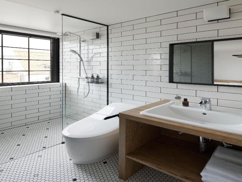 Hotel Cen image