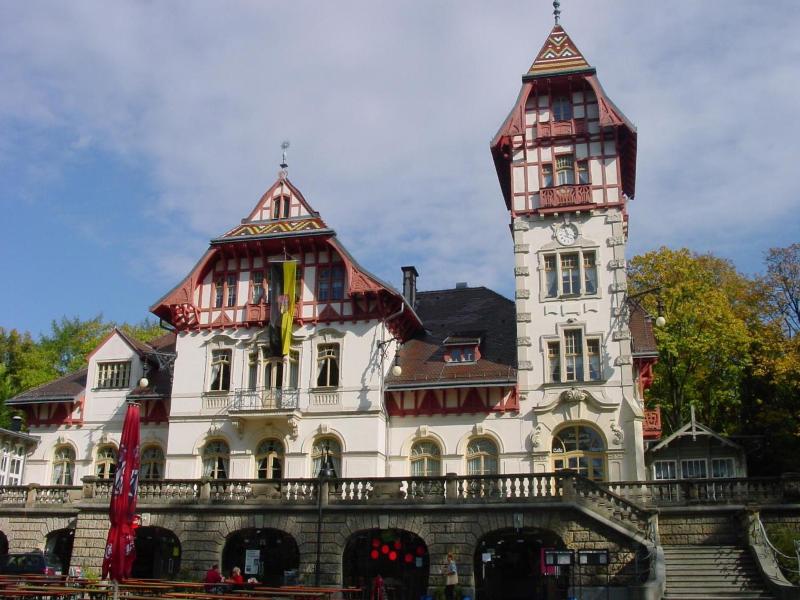 Hotel Munzert image