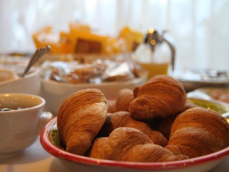 Albergo Venezia image