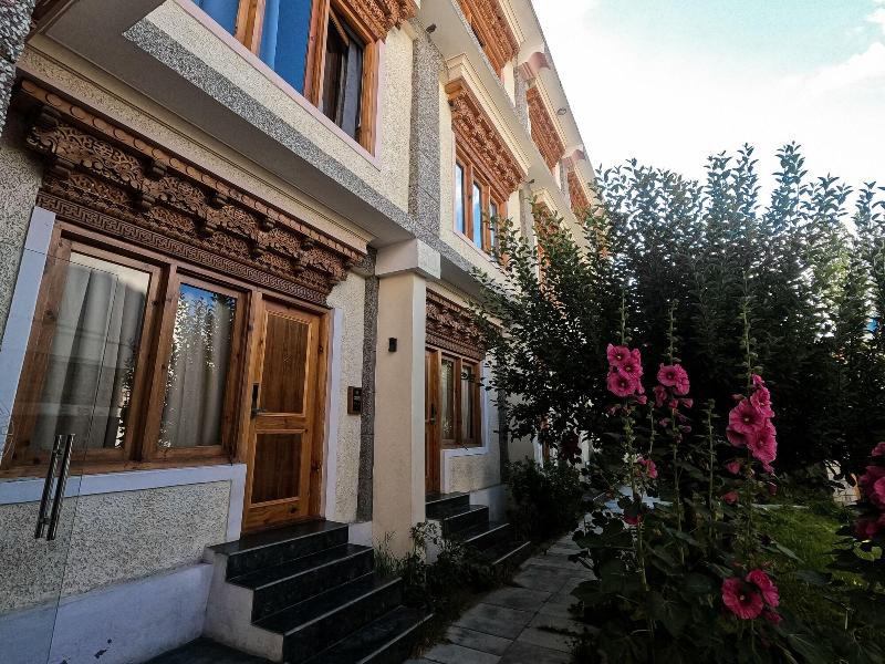Cho Palace image