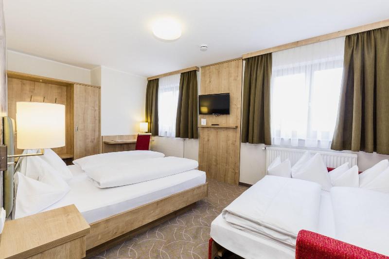 Hotel Restaurant Urdlwirt image