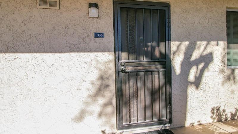 Cozy 2 Bdrm Condo In Heart Of Old Town Scottsdale image