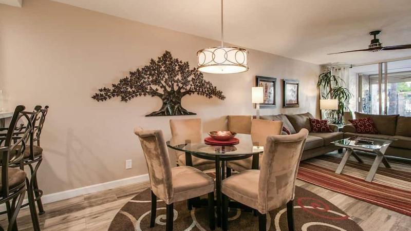 Cozy 2 Bdrm Condo In Heart Of Old Town Scottsdale image