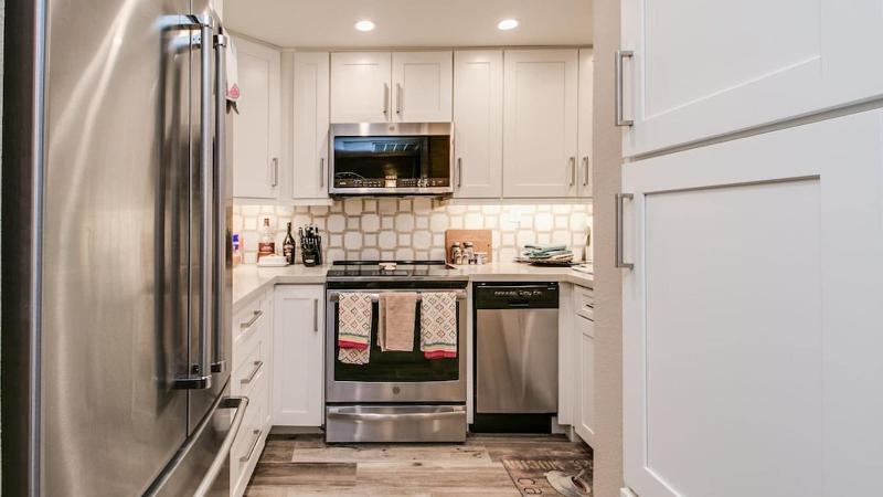 Cozy 2 Bdrm Condo In Heart Of Old Town Scottsdale image