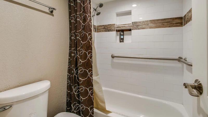 Cozy 2 Bdrm Condo In Heart Of Old Town Scottsdale image