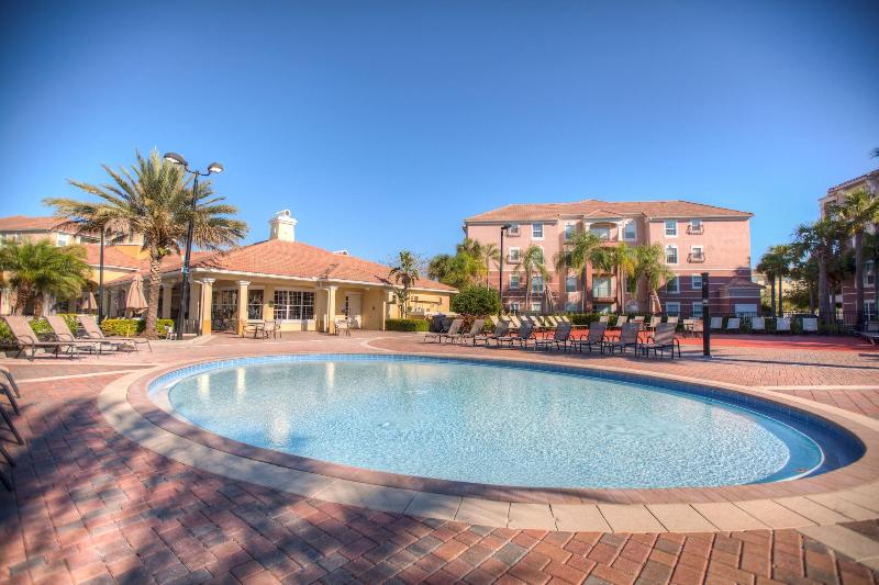 Your Next Orlando Vacation Spot Near Wdw image