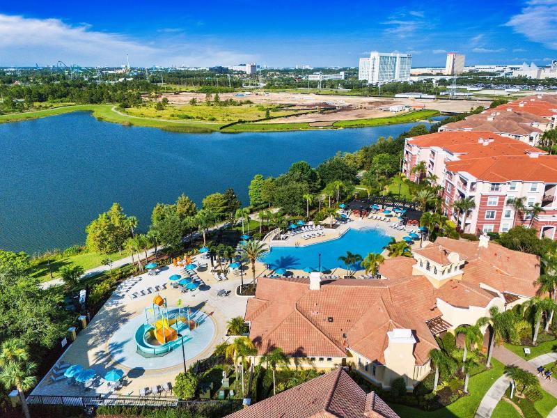 Your Next Orlando Vacation Spot Near Wdw image