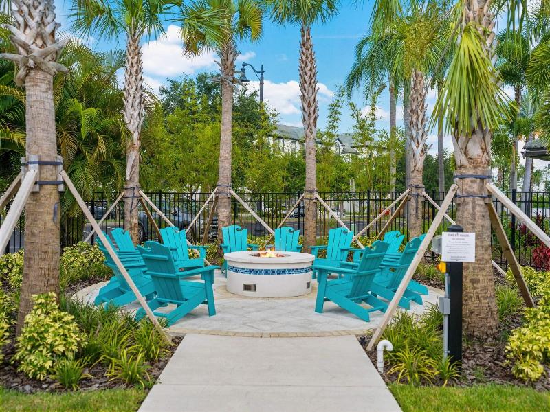 Your Next Orlando Vacation Spot Near Wdw image