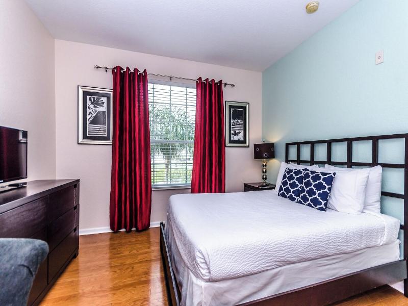 Your Next Orlando Vacation Spot Near Wdw image